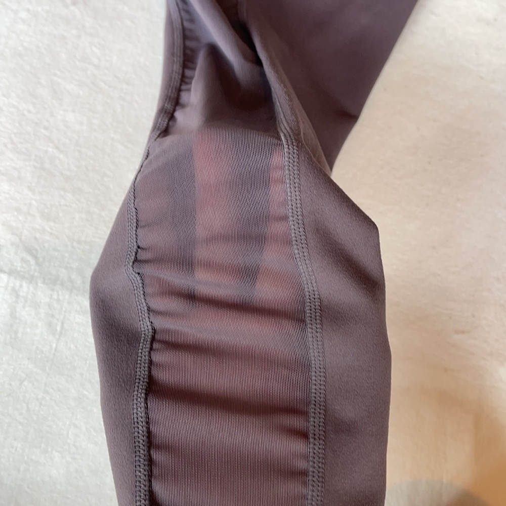 Fabletics Cropped Leggings With Coordinating Tank… - image 4